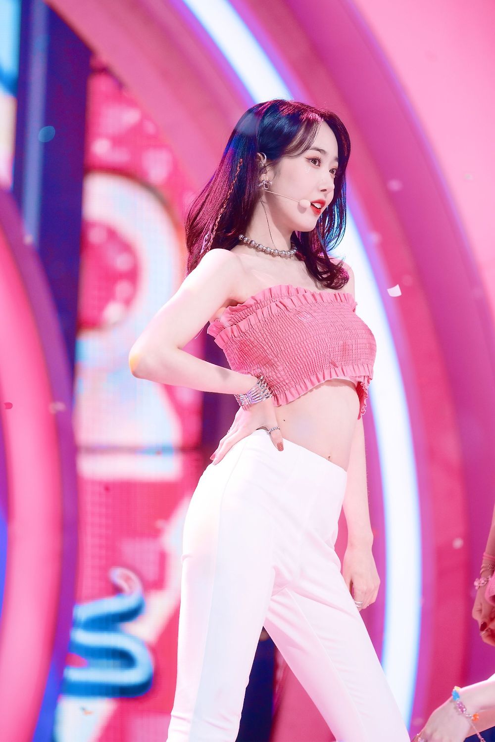 621ef6864c12ad2031074c6a-p.jpg