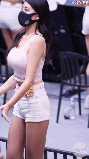 29745316714967090.gif