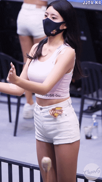 29745316714967091.gif