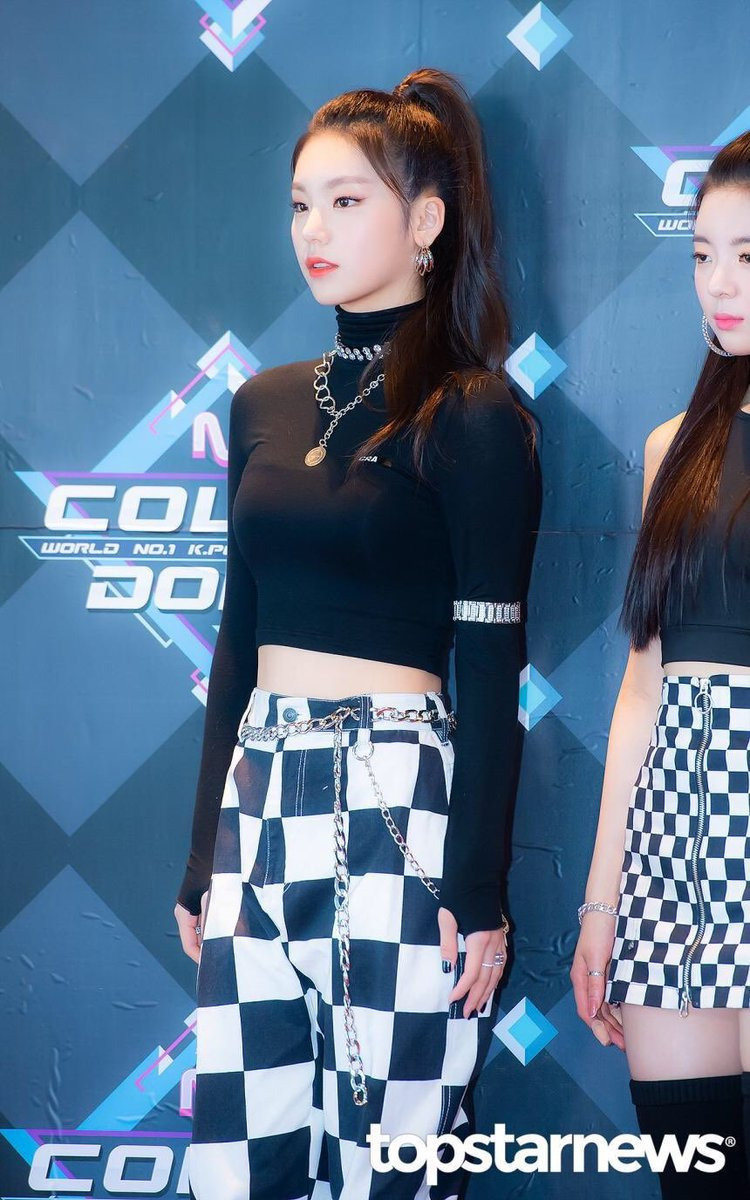 ITZY 예지 엠카