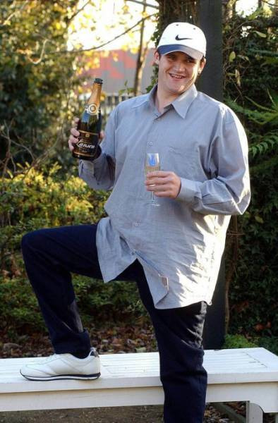 19살에 대박 로또에 당첨된 남자