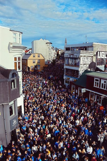 아이슬란드 국민들의 열렬한 환영