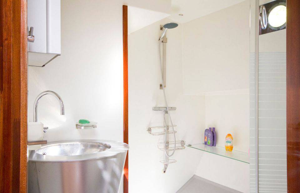 하루 30만원짜리 네덜란드 암스테르담 모텔