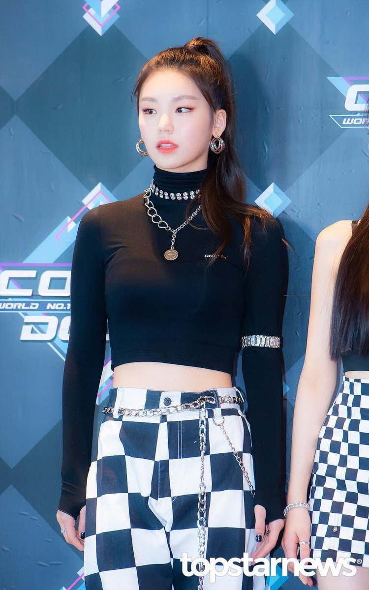 ITZY 예지 엠카