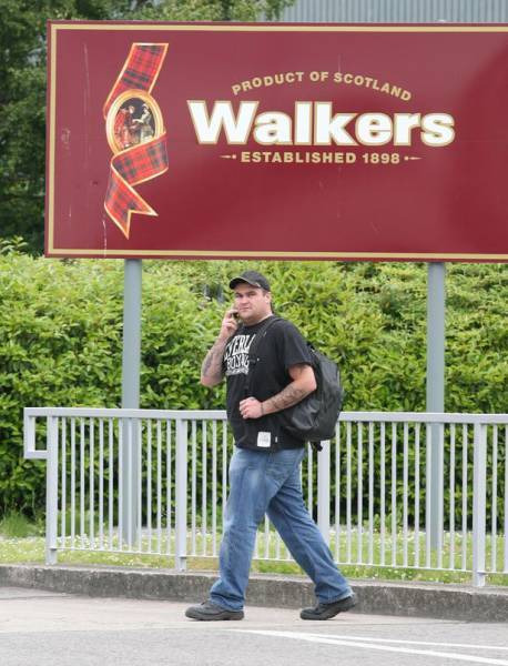 19살에 대박 로또에 당첨된 남자