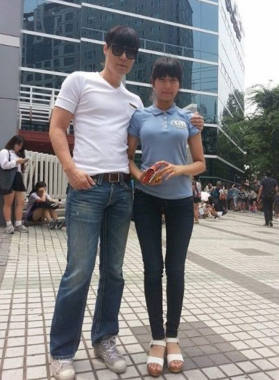 99CAA43B5AF459A62474BA