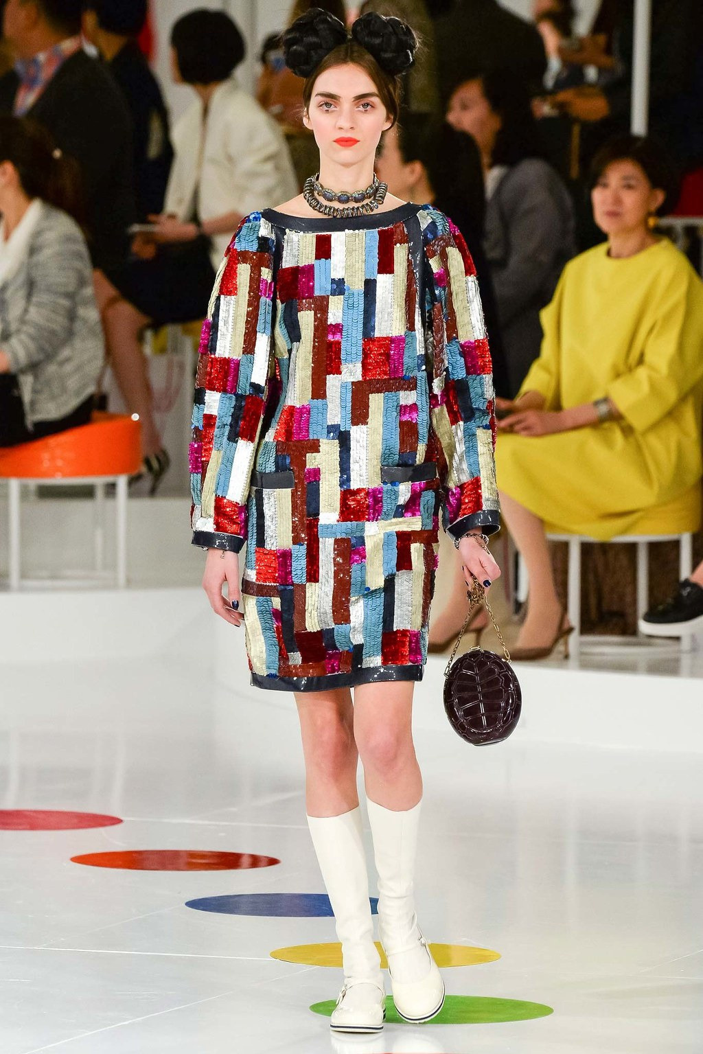 한국에서 영감 받아 제작한 명품 브랜드들 의상들