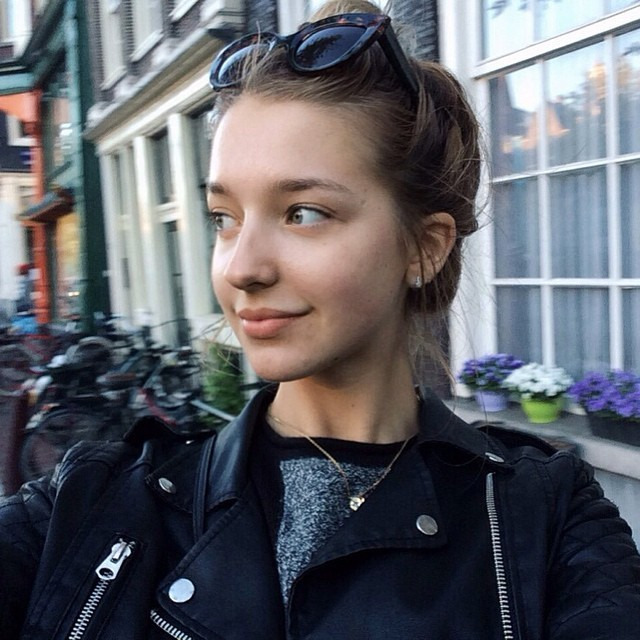 한국을 좋아한다는 불곰국녀