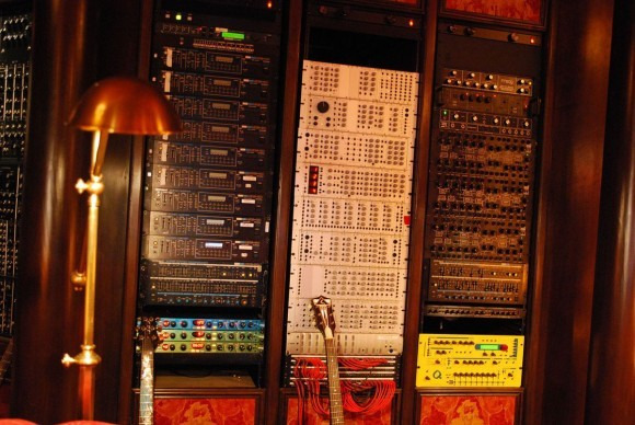 1955A24D5145E53A18CBEB