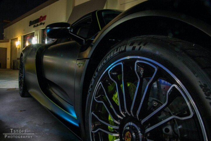 즐라탄이 타는 포르쉐