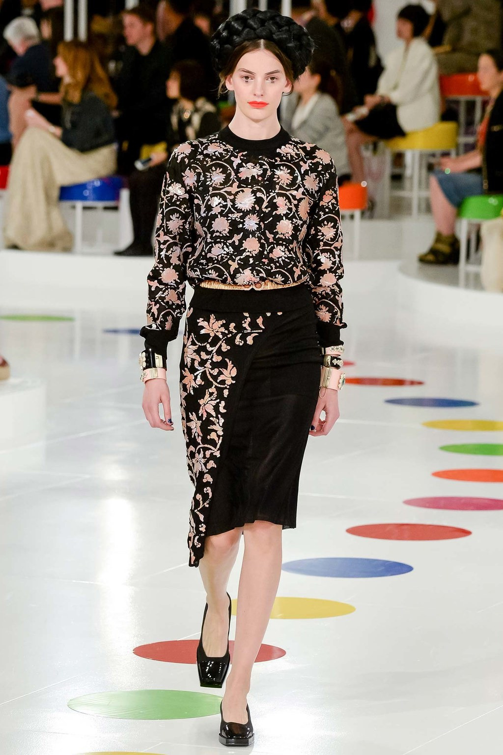 한국에서 영감 받아 제작한 명품 브랜드들 의상들