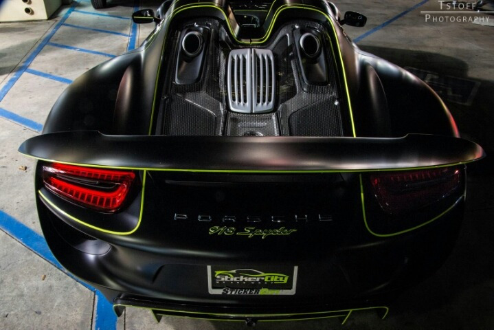 즐라탄이 타는 포르쉐