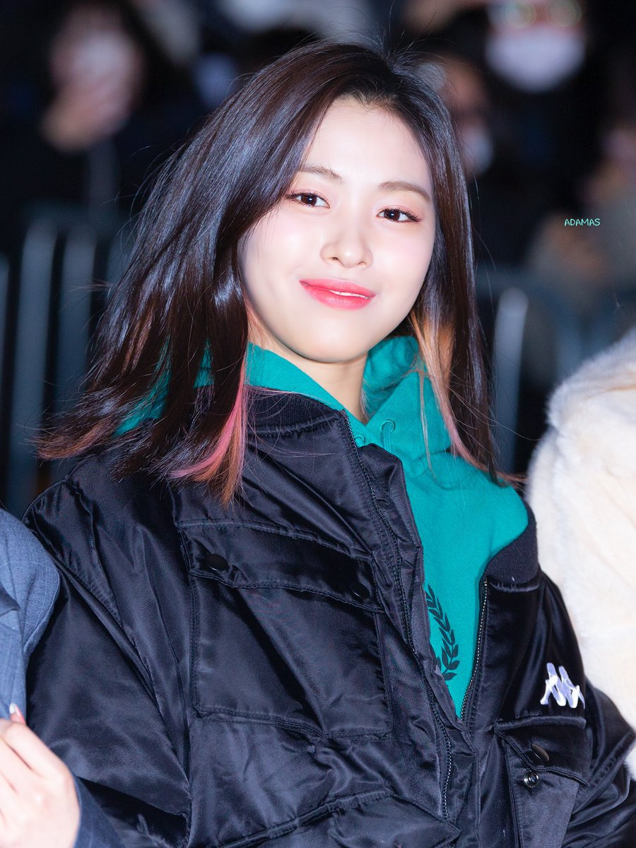 웃는게 귀여운 ITZY 신류진