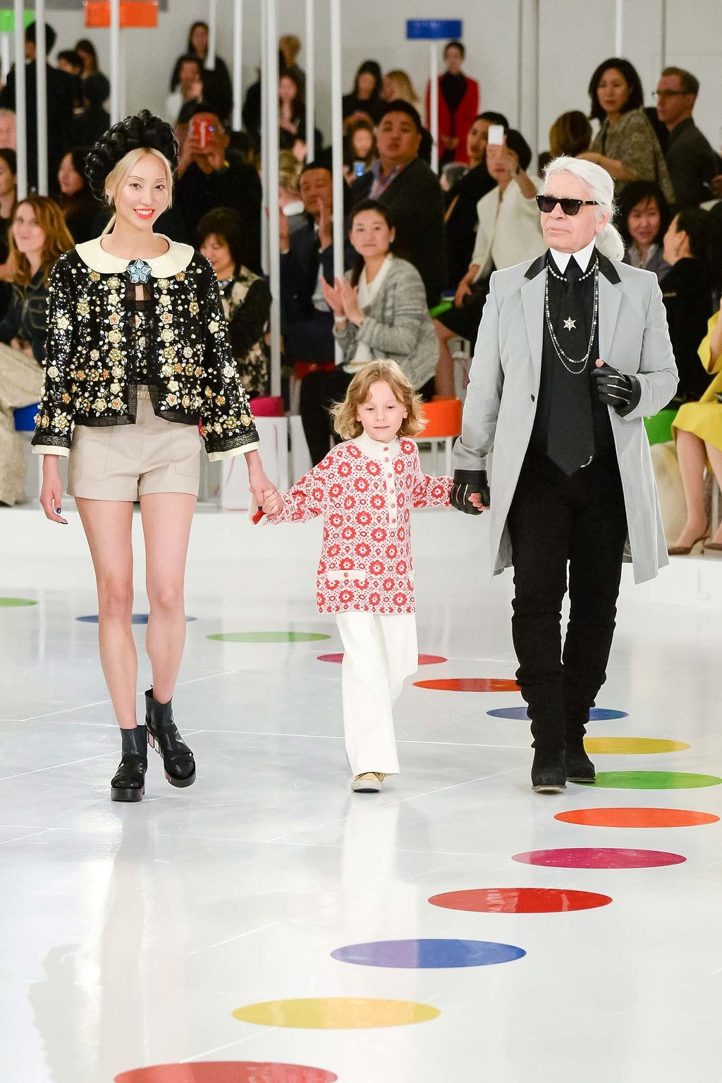 한국에서 영감 받아 제작한 명품 브랜드들 의상들