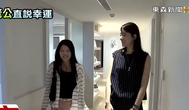 대륙의 미녀 피부과 의사