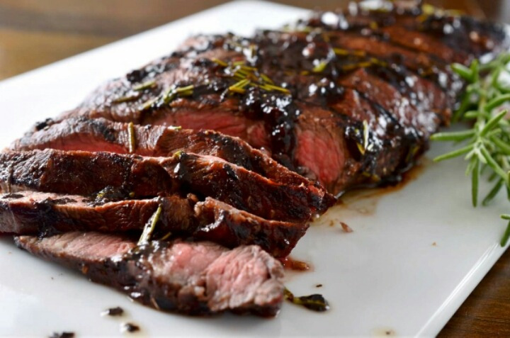 끌리는 스테이크