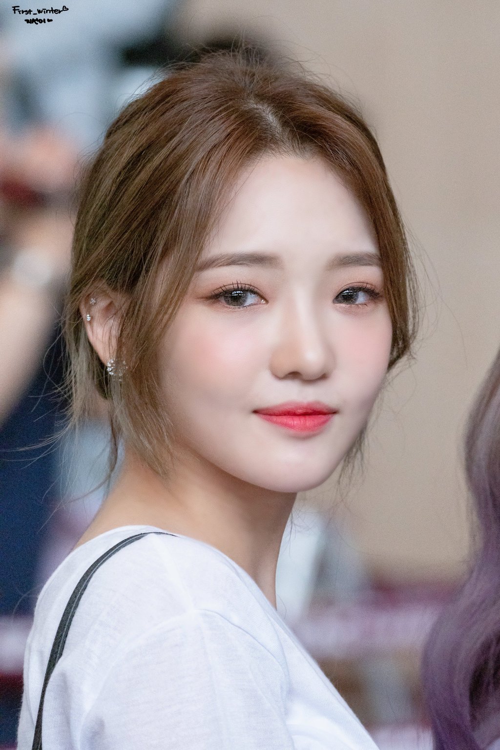 묘한 눈빛을 가진 프로미스나인 노지선