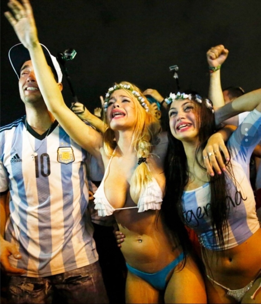 아르헨티나 응원단의 눈물