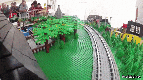 레고로 만든 초고속열차