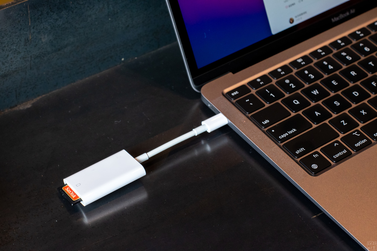 M1 맥북에어 (MacBook Air) 소음 어디 갔어