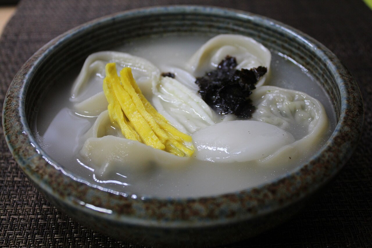 coffee break...떡국을 먹어야 한살을