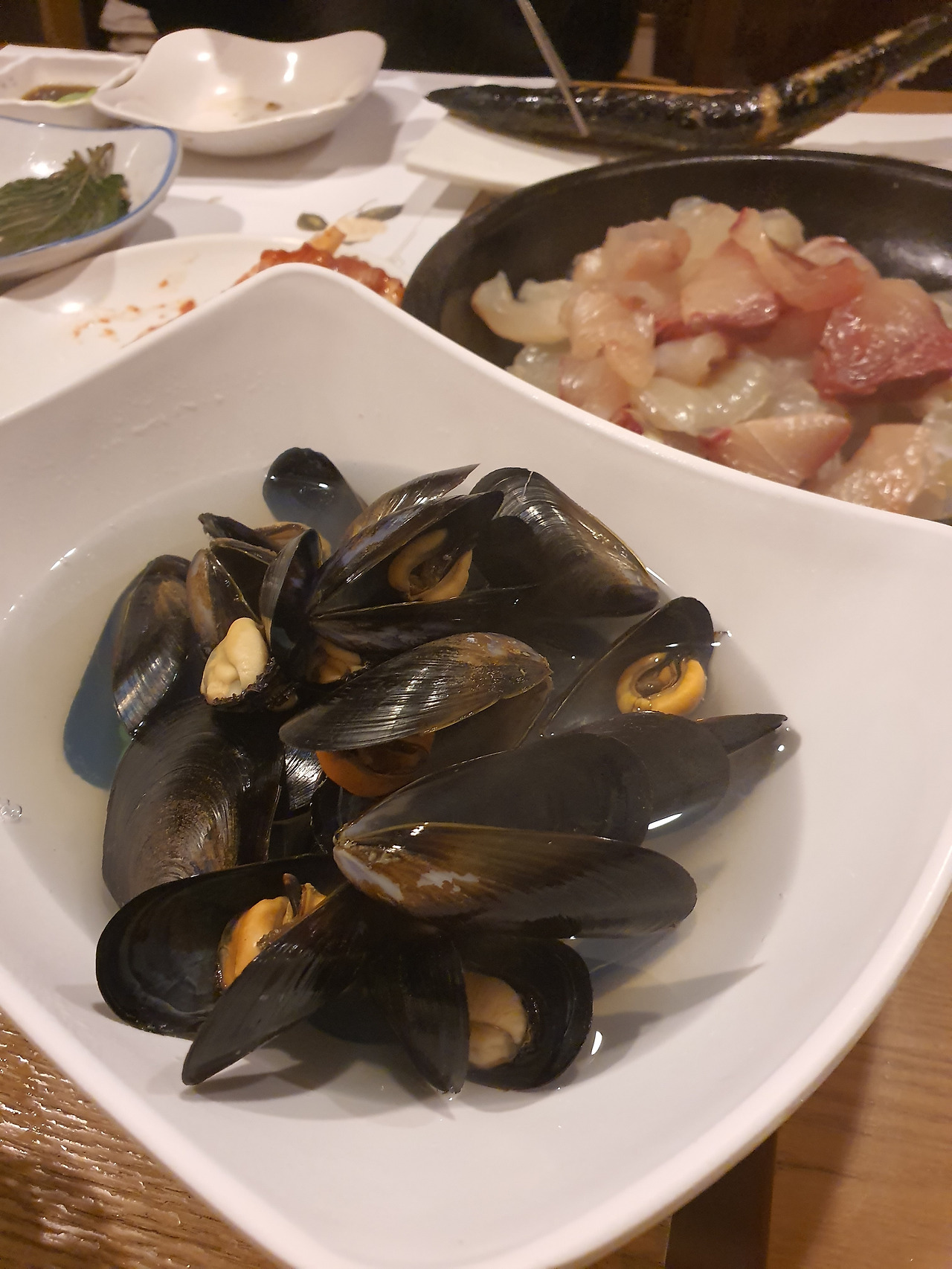 욕지도횟집 이미지