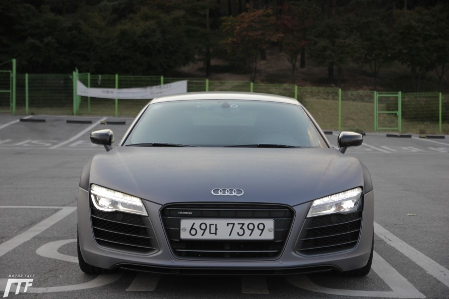 심장이 뛰더라...아우디 R8 V10 플러스 시승기