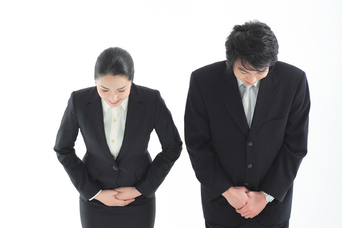 인사는 사회생활의 기본! 신입사원의 인사 방법
