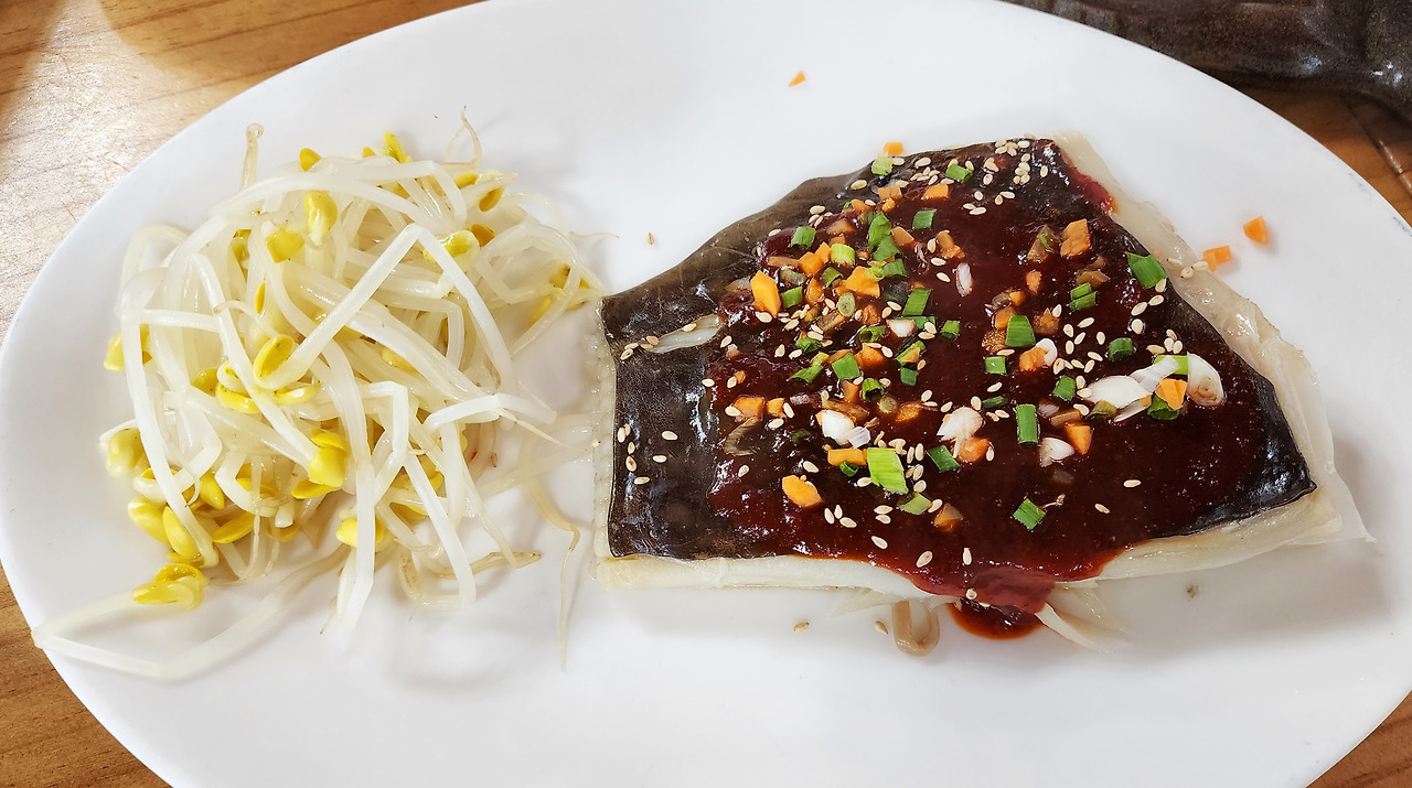 홍어삼합이 가장 순한 맛이라니