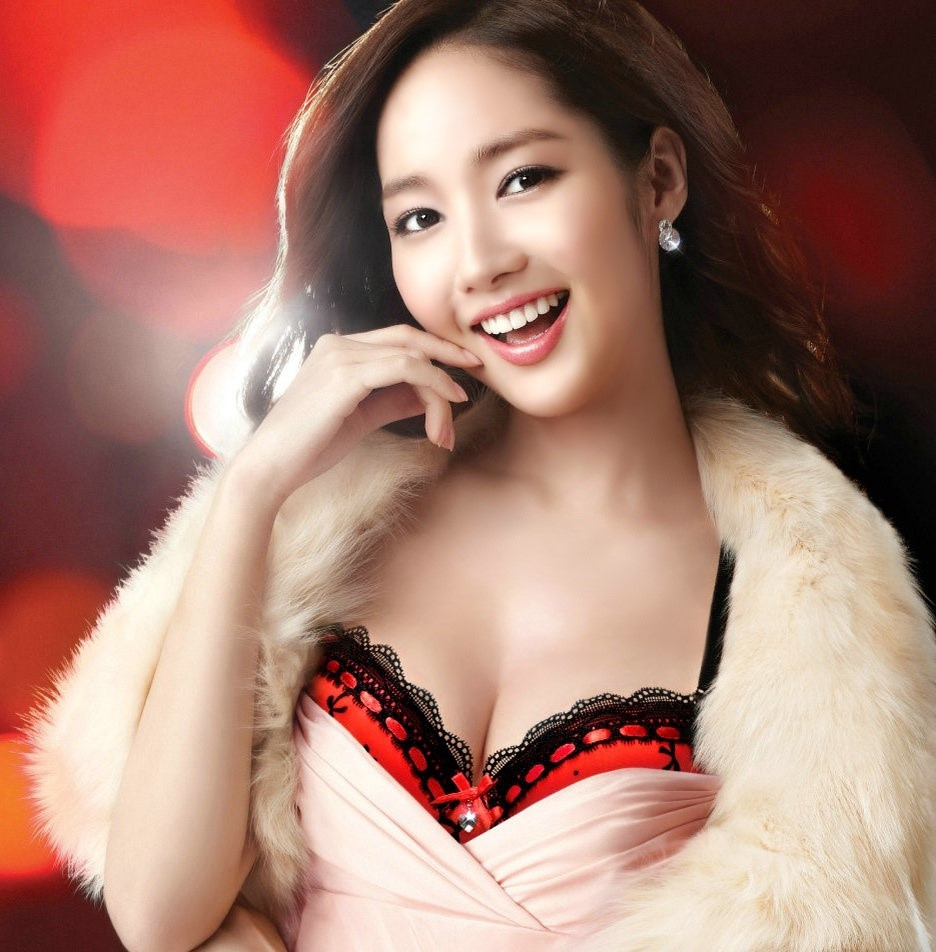 Korean gallery. Park min young наложница. Кореа актирасалари. Корея Gozali. Гуняй Корея.