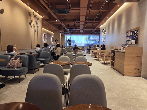 커피빈 강남역세계빌딩점