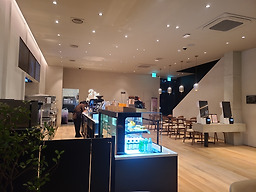 폴바셋 포항영일대DT점
