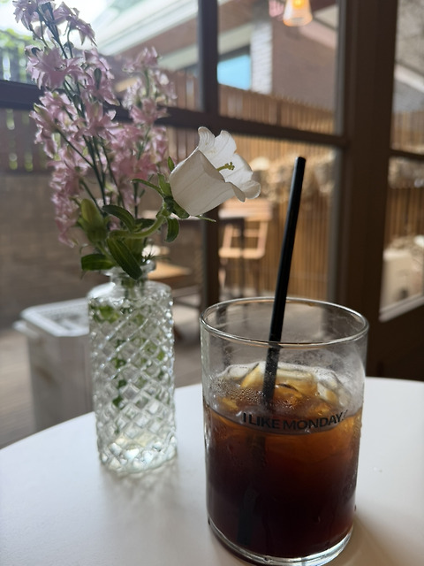 아이라이크먼데이