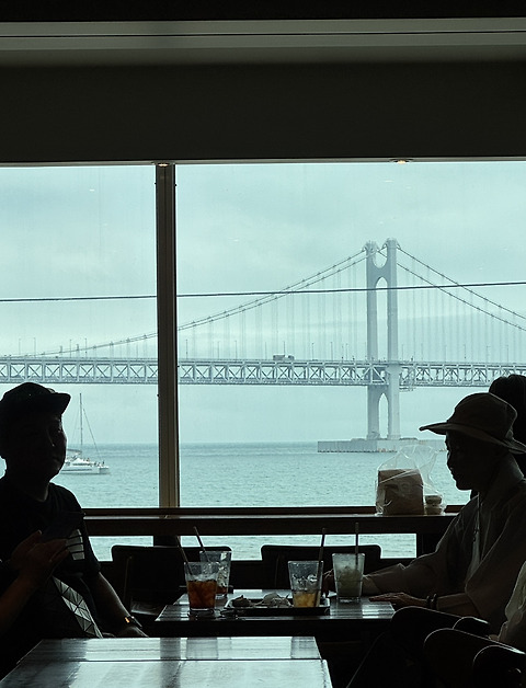 스타벅스 광안비치점
