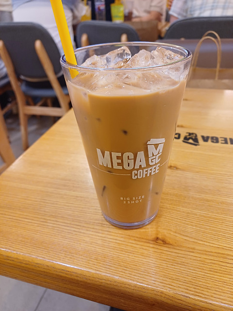 메가MGC커피 연남숲길1호점
