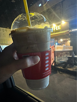 컴포즈커피 문발IC점