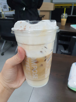 컴포즈커피 이천갈산점