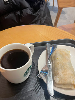 스타벅스 합정메세나몰점