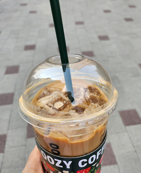 우지커피 파주초롱꽃마을점