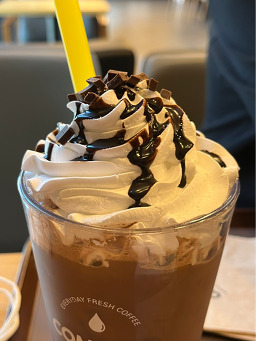 컴포즈커피 제주한림점