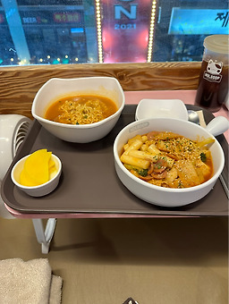 놀숲 종로관철점