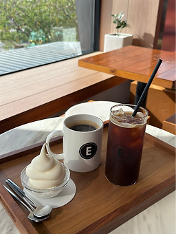 E커피