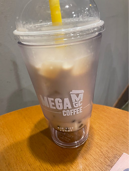 메가MGC커피 한성대입구역점