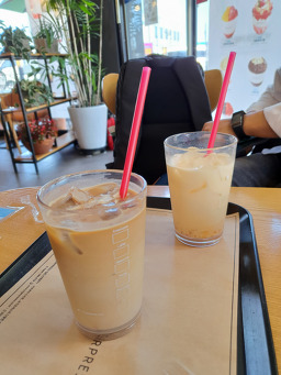 요거프레소 북항회타운점