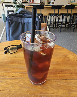 오셀롯커피로스터스