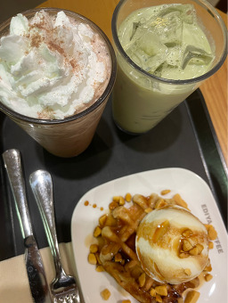 이디야커피 김해연지공원점