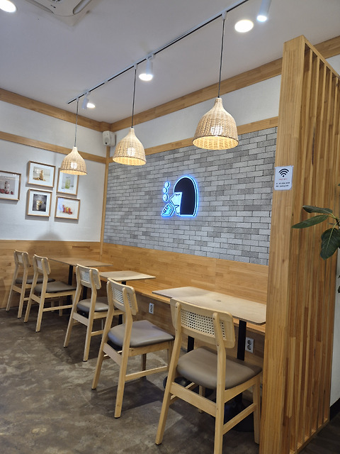 모리커피 포항철길숲점