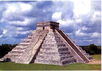 멕시코 치첸이트사의 피라미드