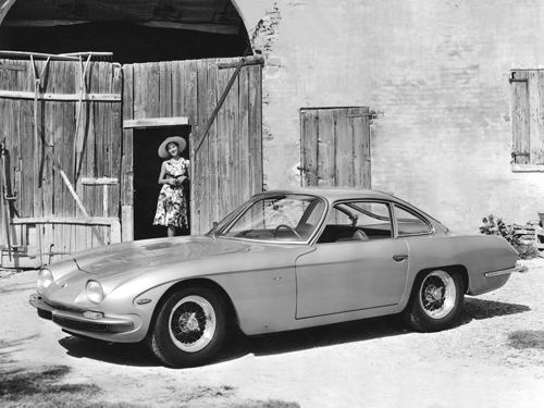 1964년, 제네바 오토쇼에서 처음 선보인 최초의 람보르기니 350GT