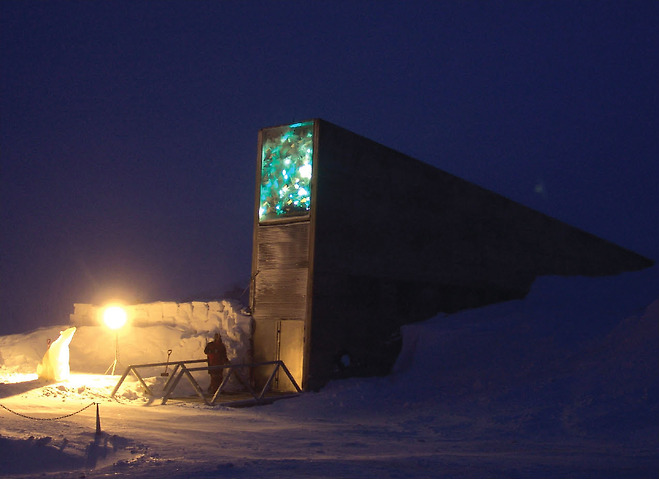 북극 스발바르 섬에 있는 세계종자저장고 전경